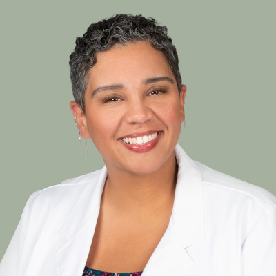 Headshot of Dr. Amanda Hidalgo