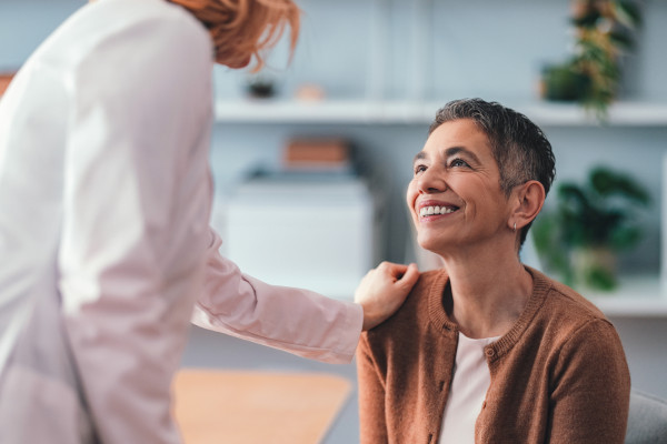 A friendly interaction between doctor and patient